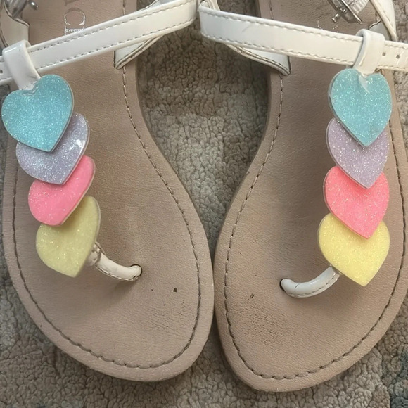 Children’s Place Girls’ Rainbow Heart Sandals Size 12 - Picture 3 of 4